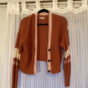 AE Cropped Sweater/cardigan